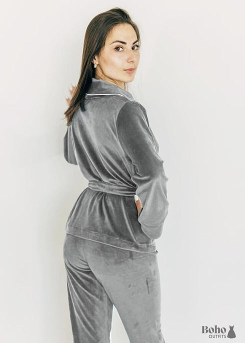 Pijama bohemio, conjunto de pijama de terciopelo Denise en gris y rosa.